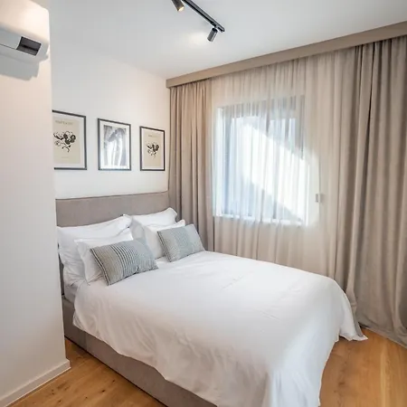 Apartment Noovi - With Private Parking