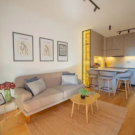 Apartment Noovi - With Private Parking