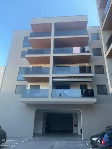 Apartment Noovi - With Private Parking *